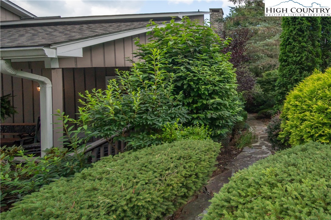 320 Misty Ridge Lane Blowing Rock, NC 28605 - Photo 46 of 46 a view of a garden