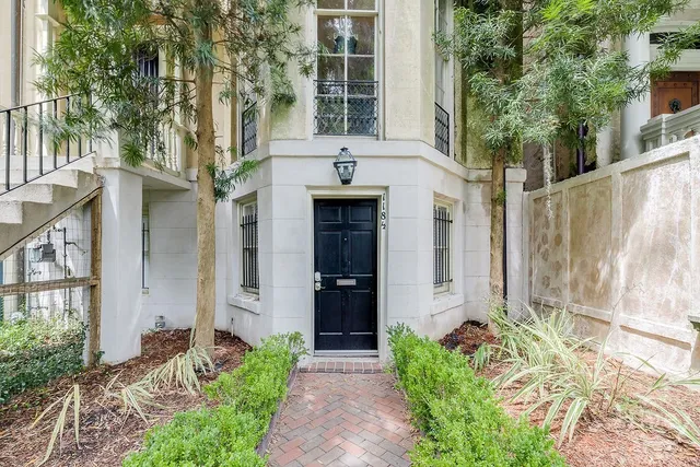 $2,990,000 | 118 East Gaston Street, Savannah, GA 31401