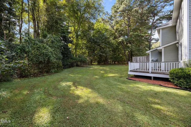 a view of garden with patio