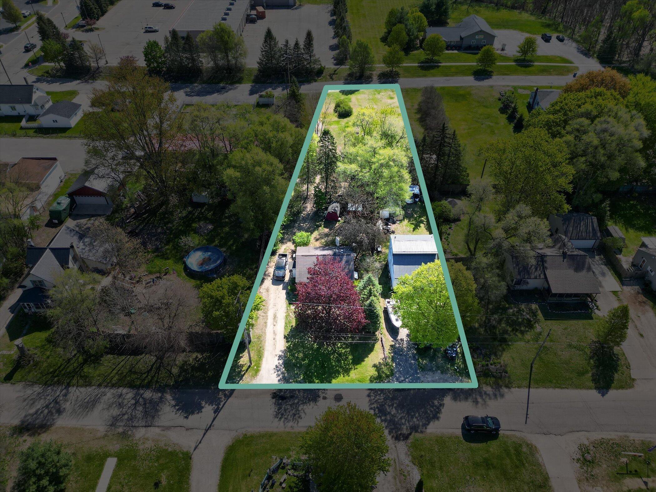 1028 Alderman Street Belding, MI 48809 - Photo 53 of 54 53-1028-Alderman-St-WindowStill-Photogra