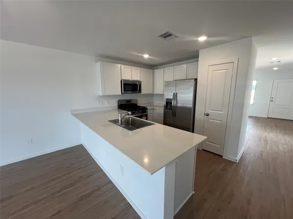 $1,775 | 14780 South Ascot Bend Circle, Conroe, TX 77306