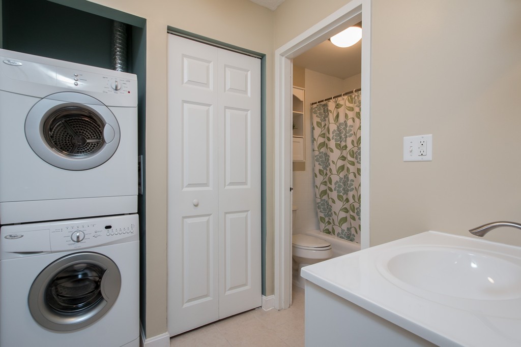 6 Nancy Road, Unit 2 Easton, MA 02375 - Photo 9 of 15 Gallery Image 9