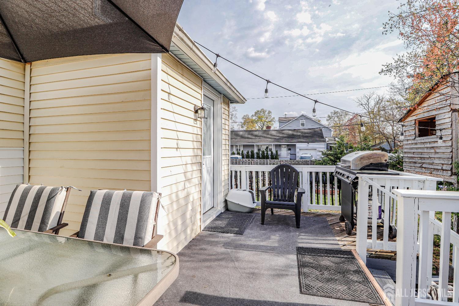 360 Fairview Avenue Dunellen, NJ 08812 - Photo 6 of 44