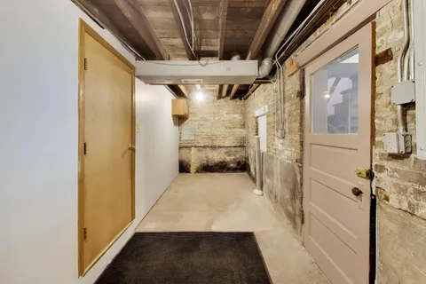 $725,000 | 3427 South Emerald Avenue, Chicago, IL 60616