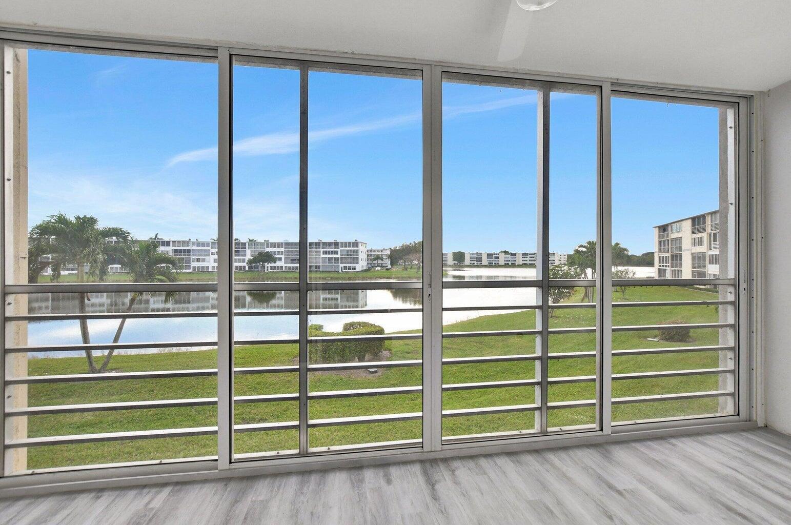 2053 Wolverton C Boca Raton, FL 33434 - Photo 20 of 40 lanai