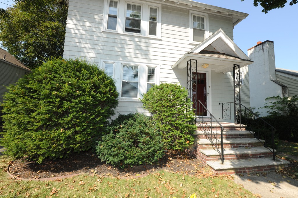 76 Davis Road, Unit 76 Belmont, MA 02478 - Photo 1 of 18 Gallery Image 1