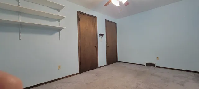 $314,900 | 517 Menlo Park Road, Green Bay, WI 54302