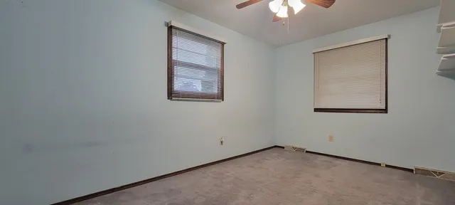 $314,900 | 517 Menlo Park Road, Green Bay, WI 54302