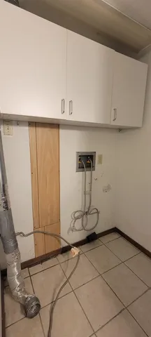 $314,900 | 517 Menlo Park Road, Green Bay, WI 54302