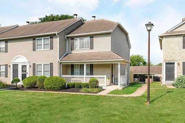 $1,800 | 7867 Meadowhaven Boulevard, Unit 57, Columbus, OH 43235