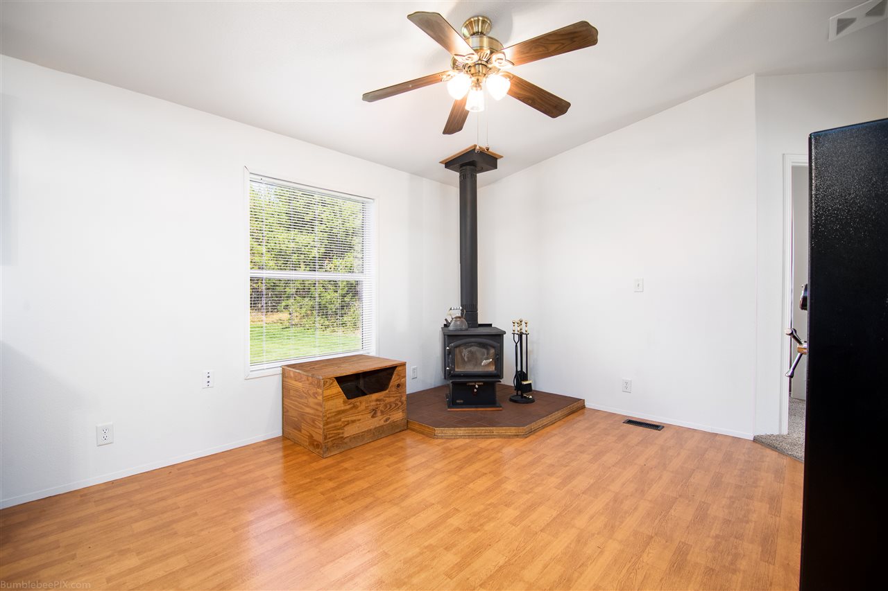 40707 North Jackson Road Elk, WA 99009 - Photo 16 of 43