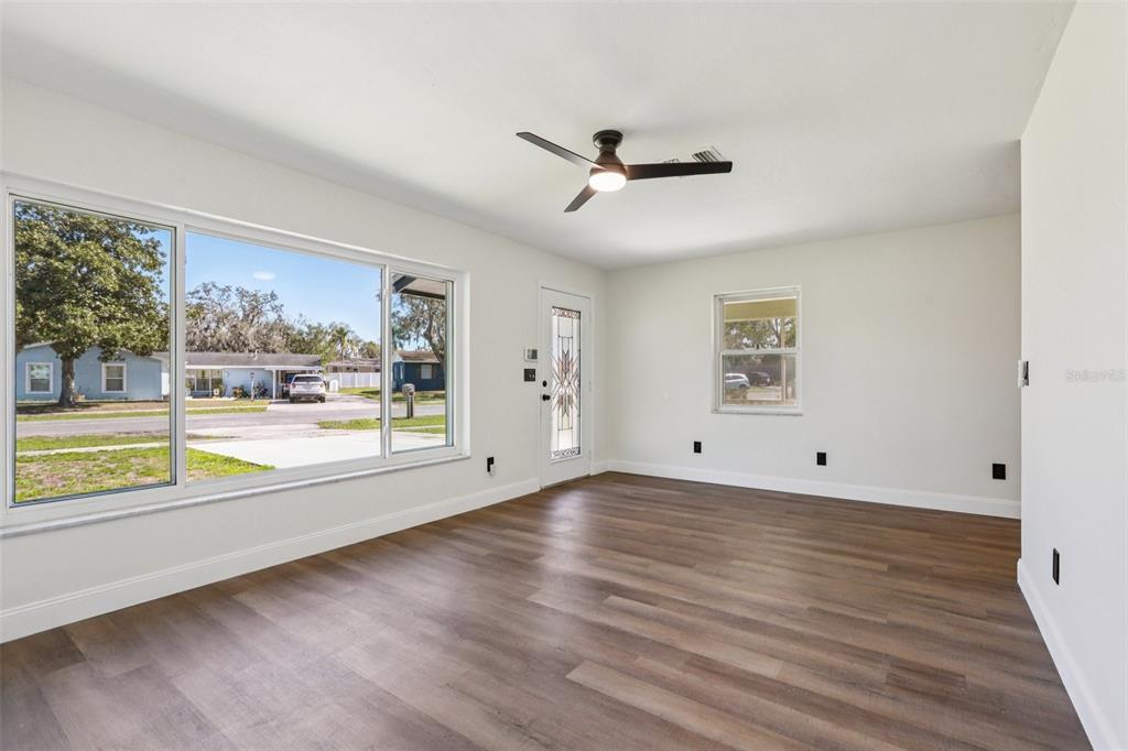 6364 Post Court Spring Hill, FL 34606 - Photo 5 of 29