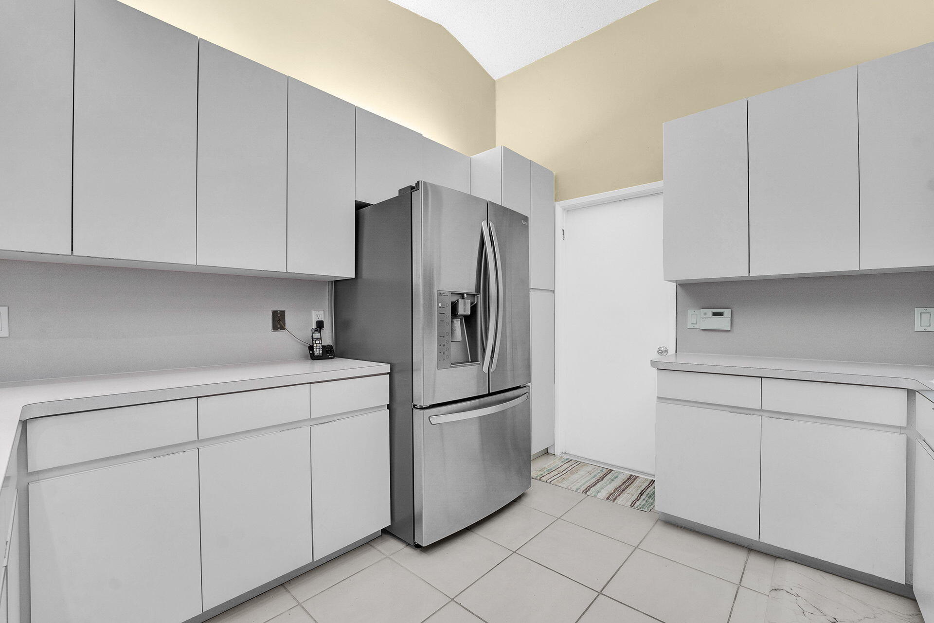 21350 Summertrace Circle Boca Raton, FL 33428 - Photo 15 of 45 Kitchen