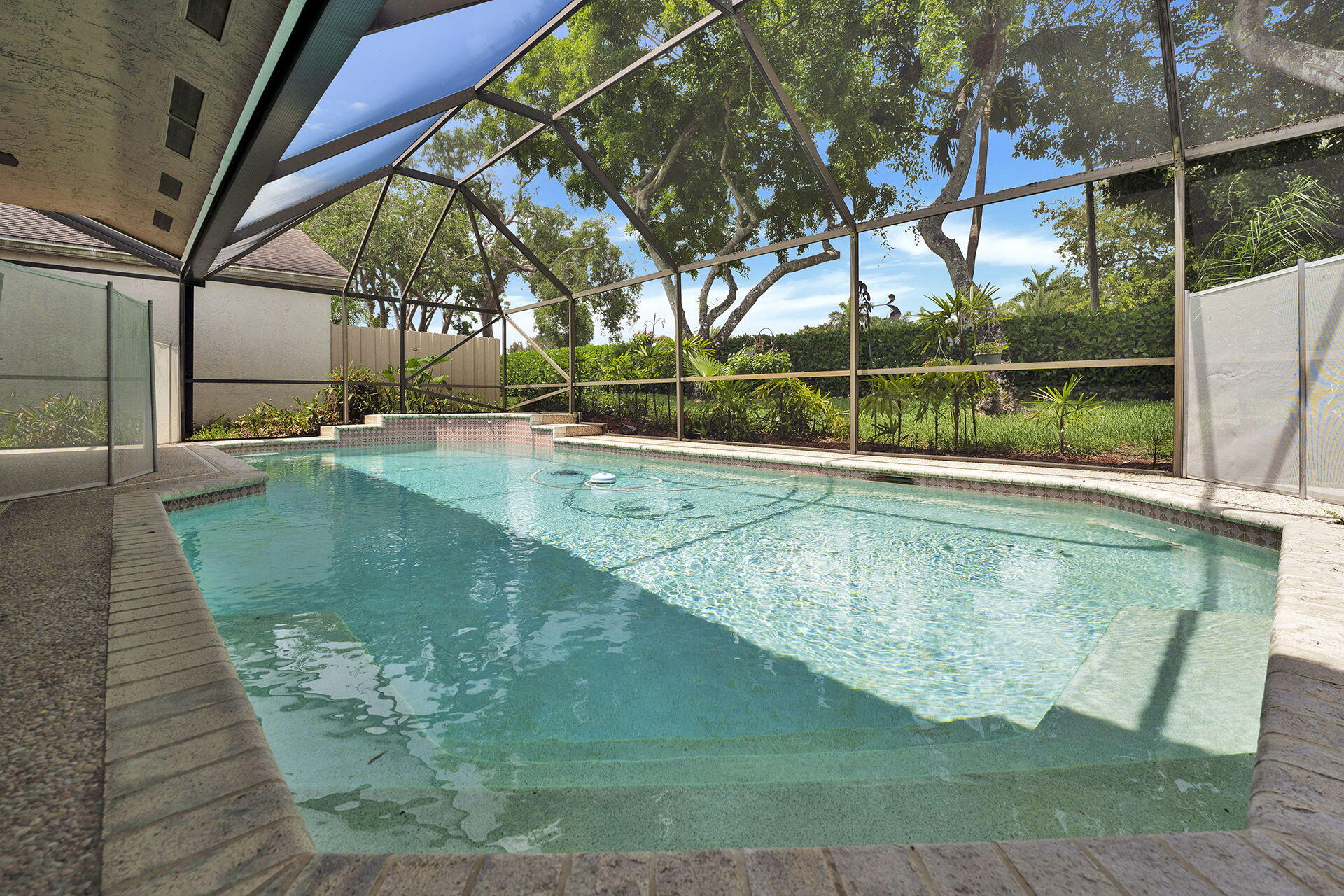 21350 Summertrace Circle Boca Raton, FL 33428 - Photo 36 of 45 Pool