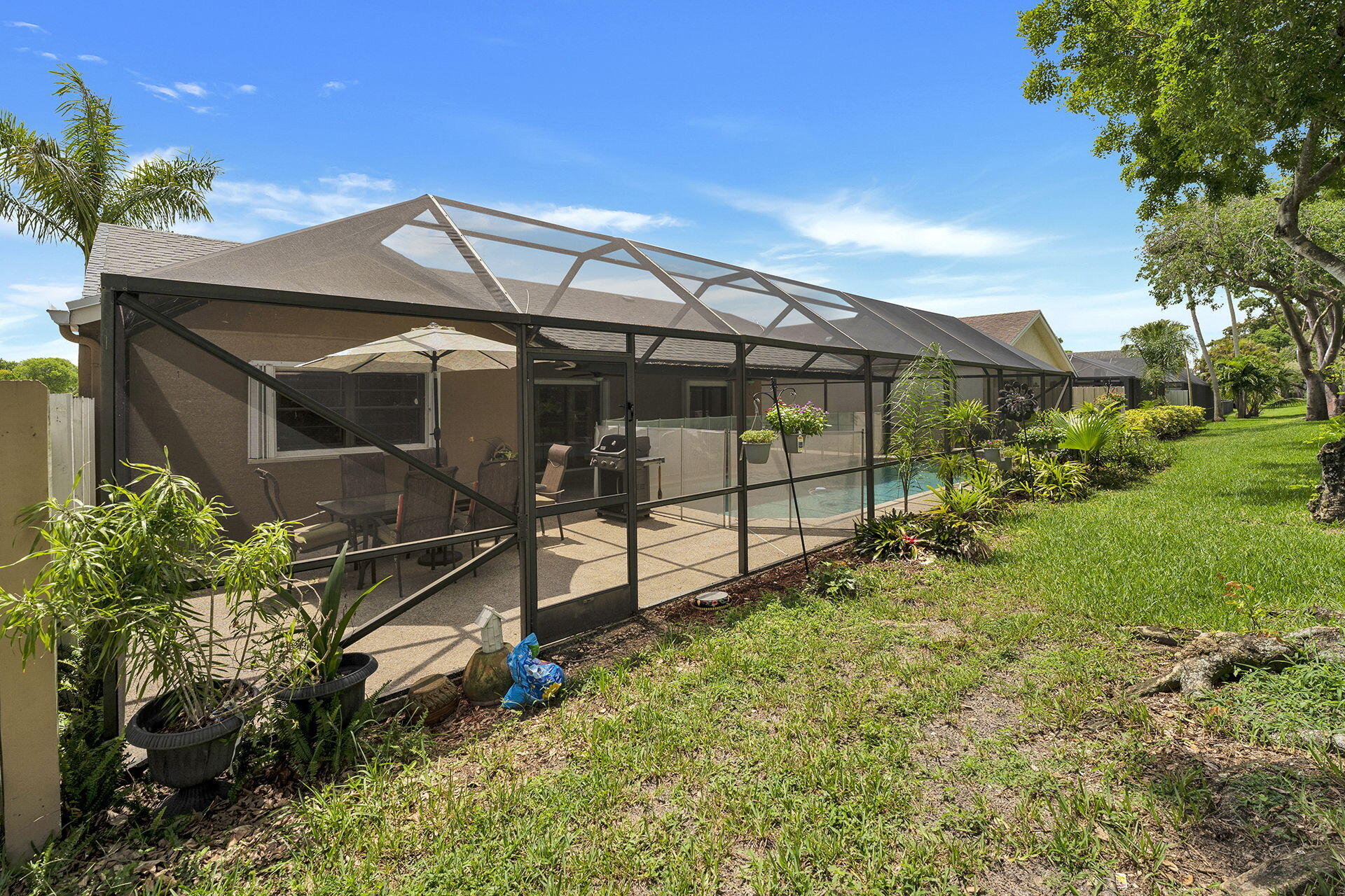 21350 Summertrace Circle Boca Raton, FL 33428 - Photo 42 of 45 Side view