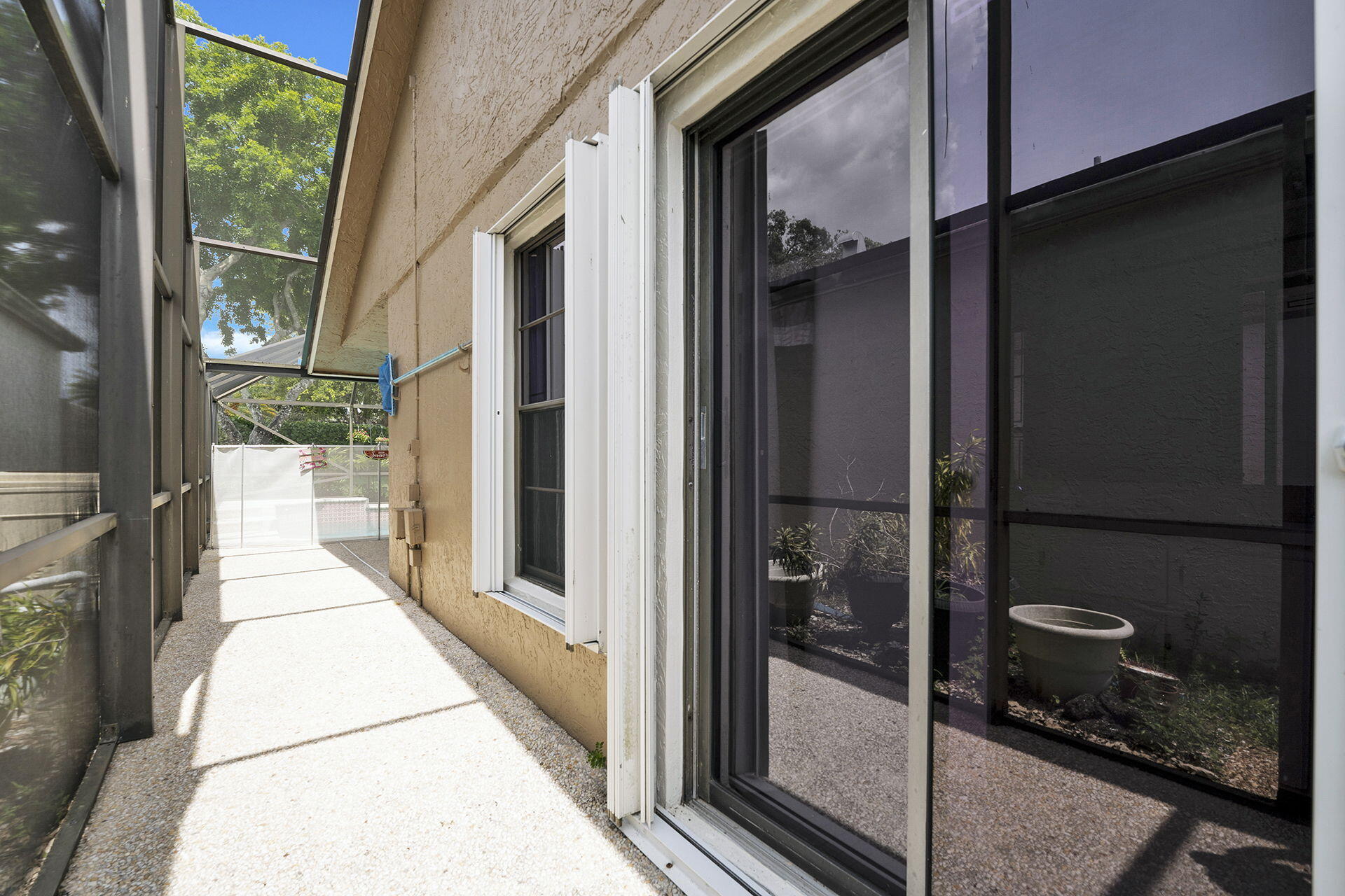 21350 Summertrace Circle Boca Raton, FL 33428 - Photo 43 of 45 Side of the house