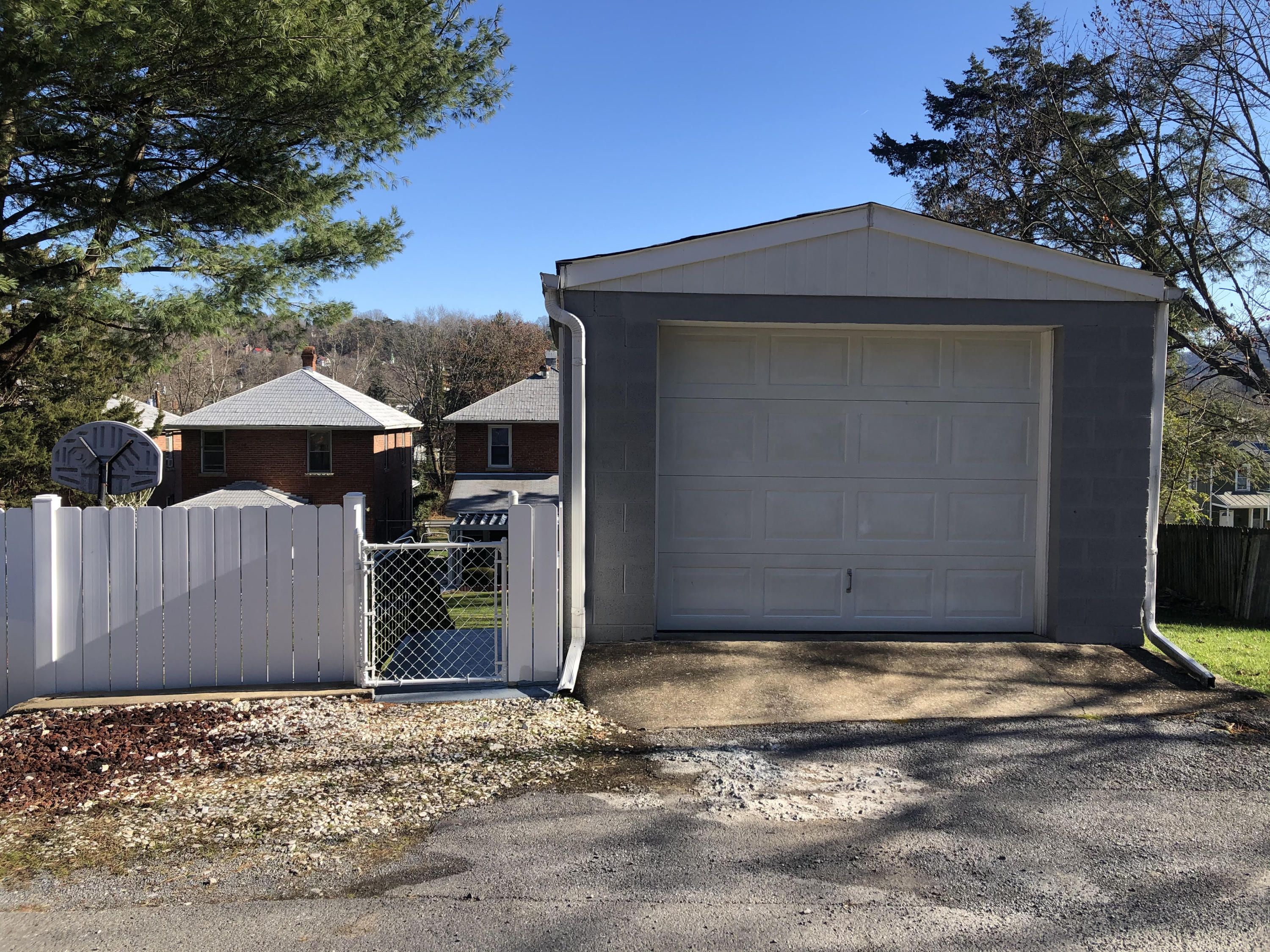 229 Roxbury Street Clifton Forge, VA 24422 - Photo 7 of 19 exterior garage 1