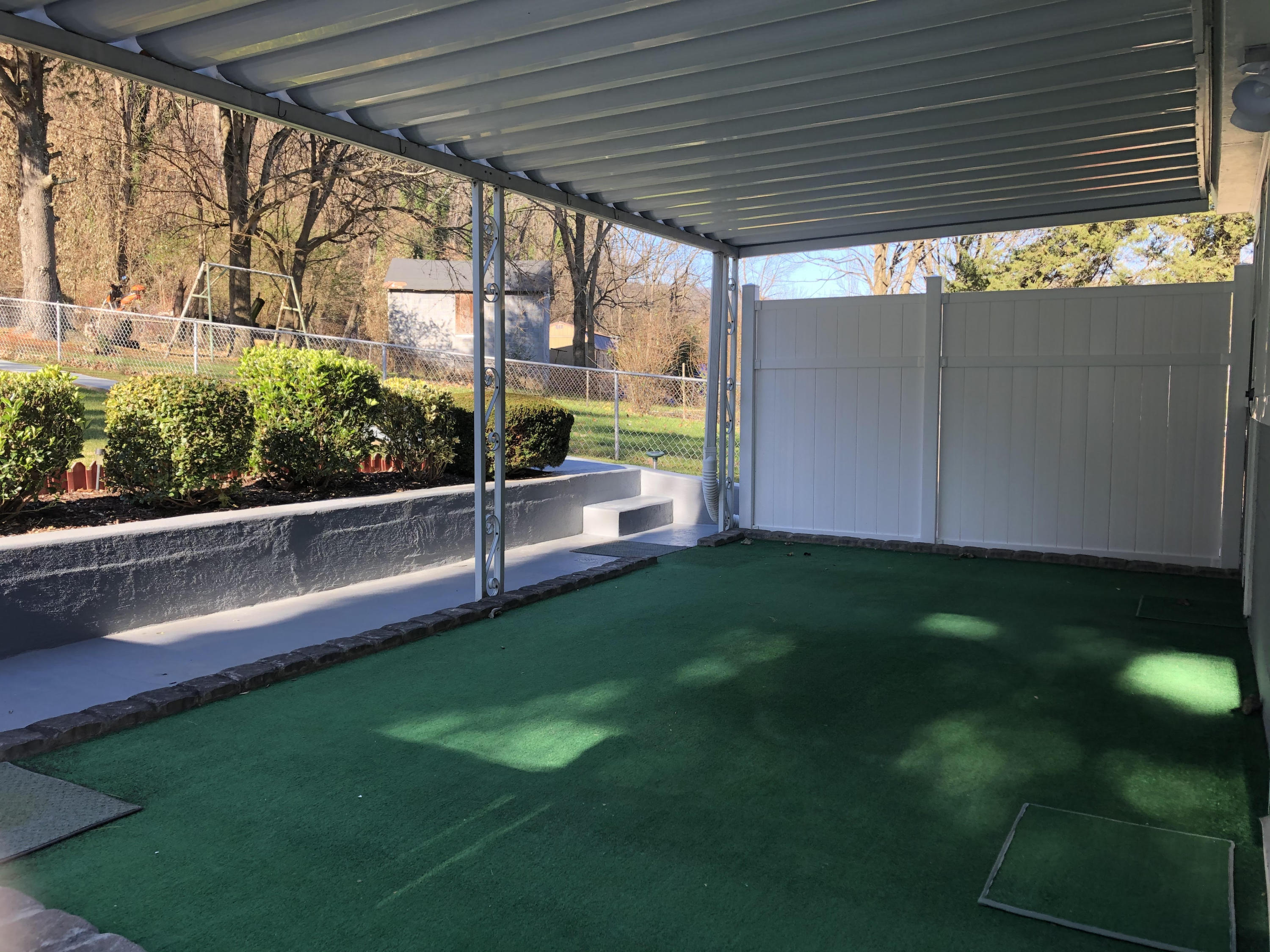 229 Roxbury Street Clifton Forge, VA 24422 - Photo 8 of 19 exterior patio view