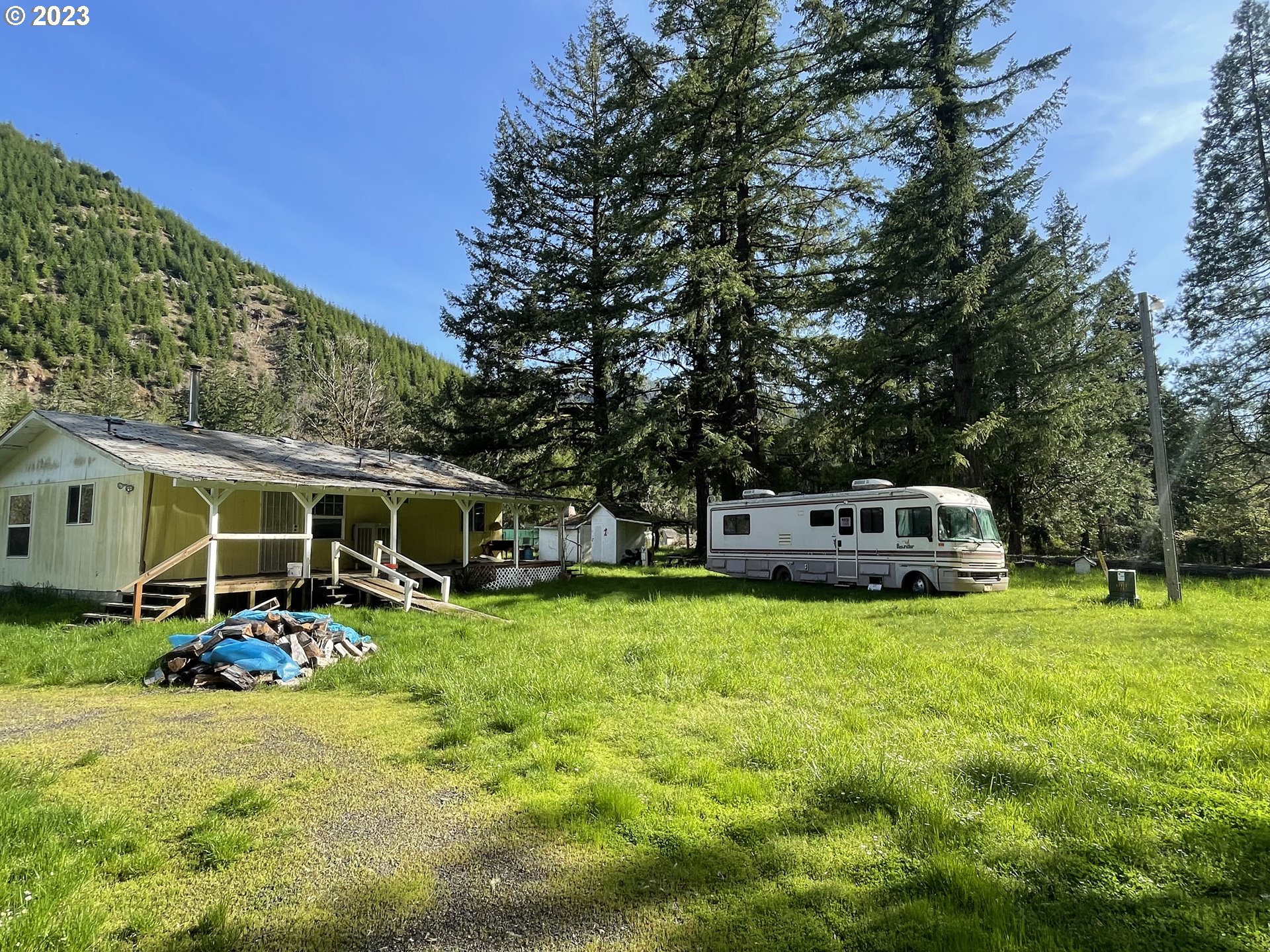 242 Hinkle Creek Road Sutherlin, OR 97479 - Photo 13 of 22 Gallery Image 13