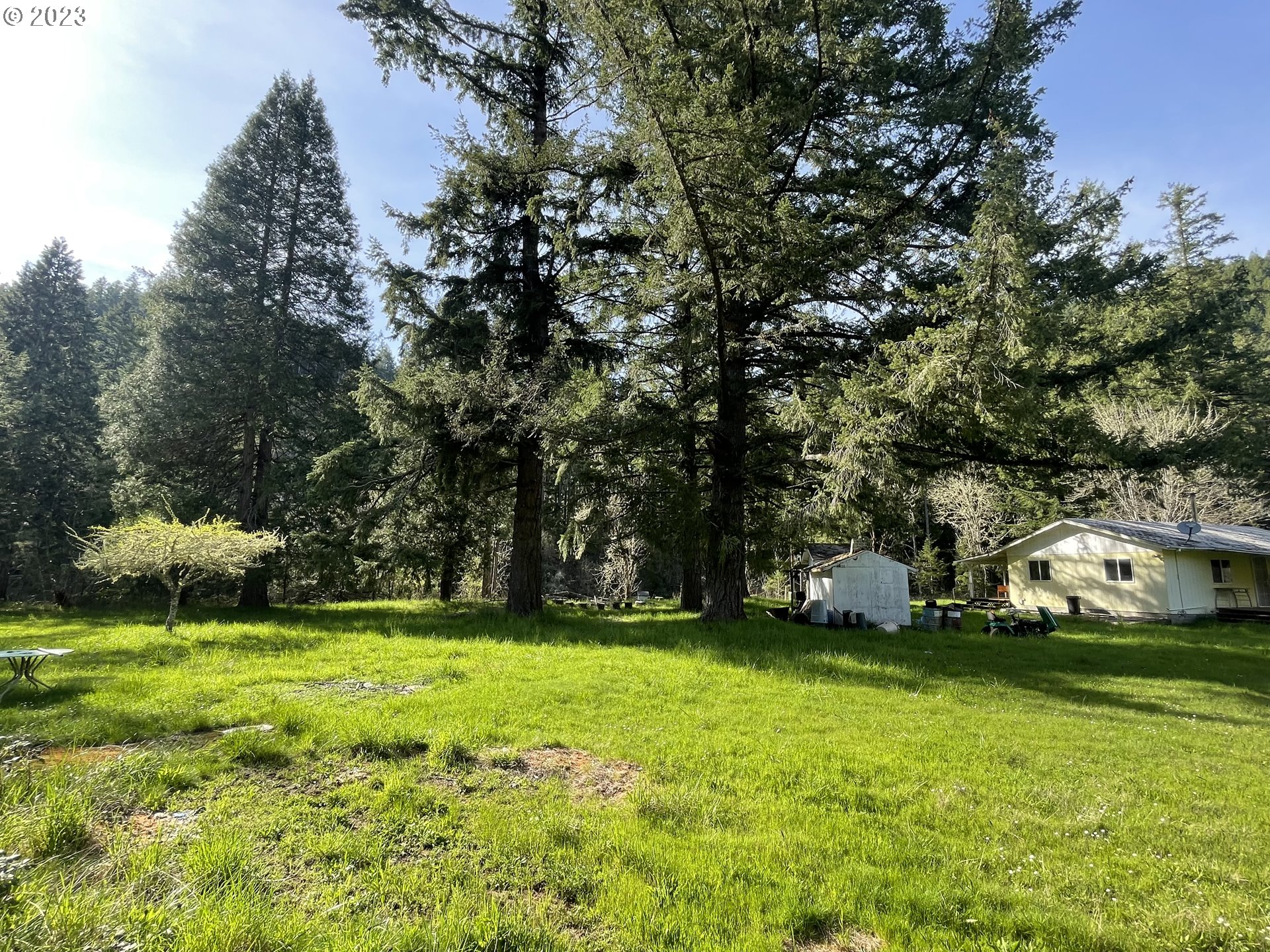 242 Hinkle Creek Road Sutherlin, OR 97479 - Photo 8 of 22 Gallery Image 8