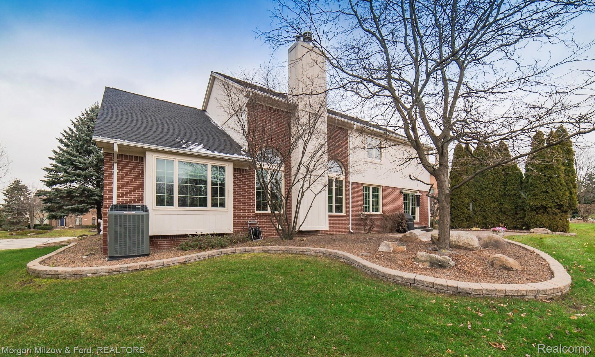 1175 Brunswick Rochester, MI 48309 - Photo 44 of 44 Brunswick (44).jpg
