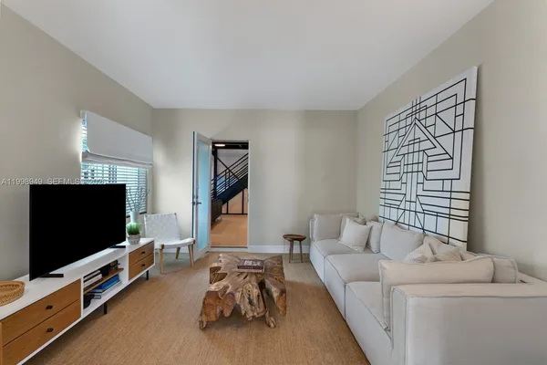 $11,000 | 1310 Flamingo Way, Miami Beach, FL 33139