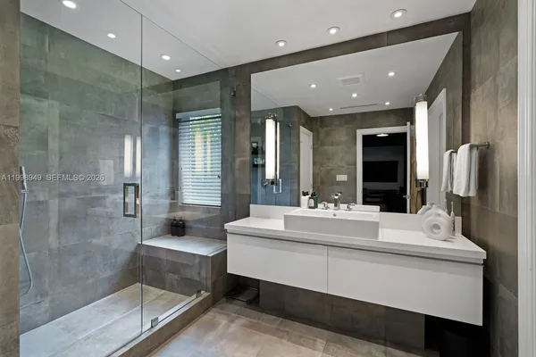 $11,000 | 1310 Flamingo Way, Miami Beach, FL 33139