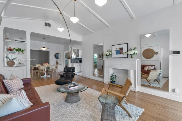 $11,000 | 1310 Flamingo Way, Miami Beach, FL 33139