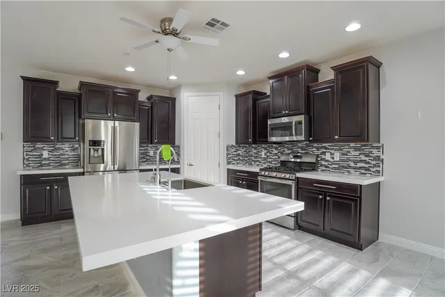 $2,520 | 799 Flowing Meadow Drive, Henderson, NV 89014