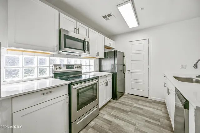 $1,399 | 3065 North 67th Avenue, Unit 137, Phoenix, AZ 85033