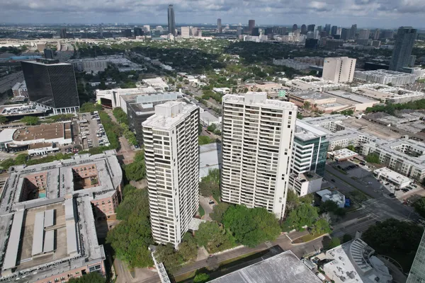 a picture of city view