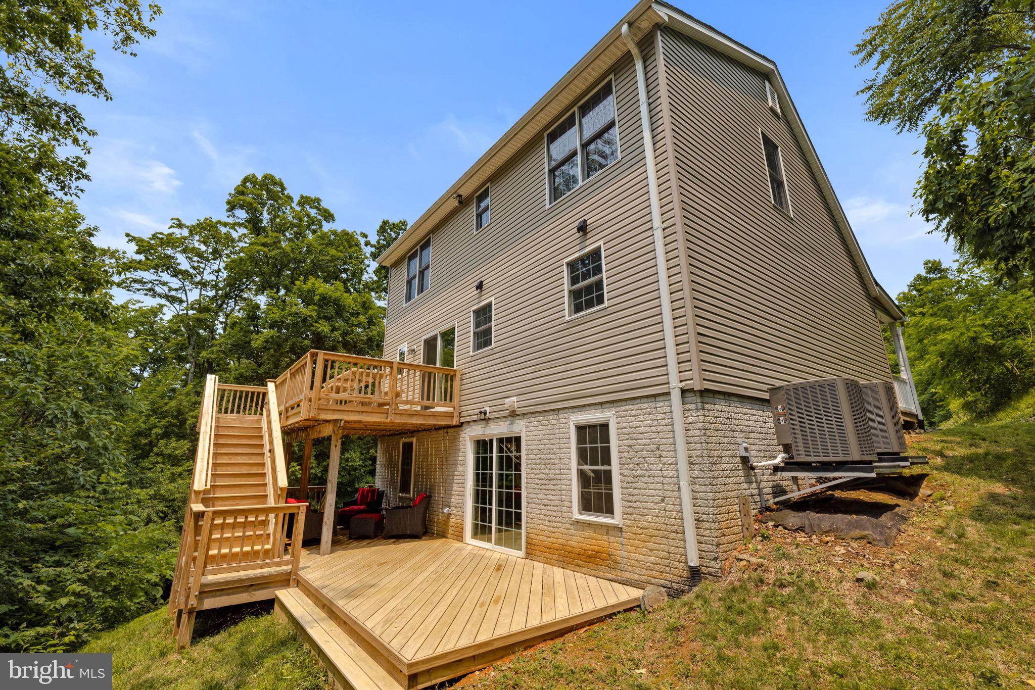 793 Highridge Road Front Royal, VA 22630 - Photo 3 of 46