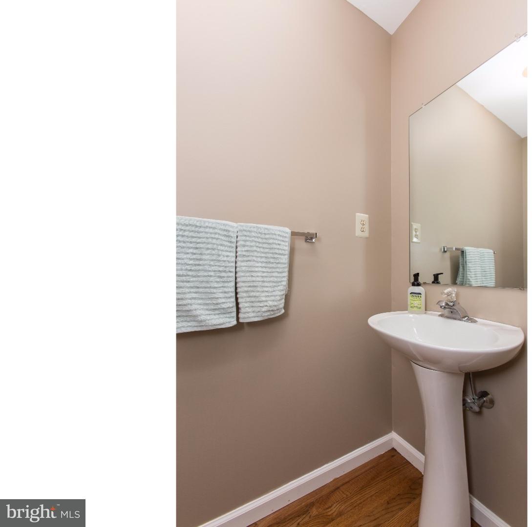 222 Fox Run Exton, PA 19341 - Photo 15 of 21 Gallery Image 15