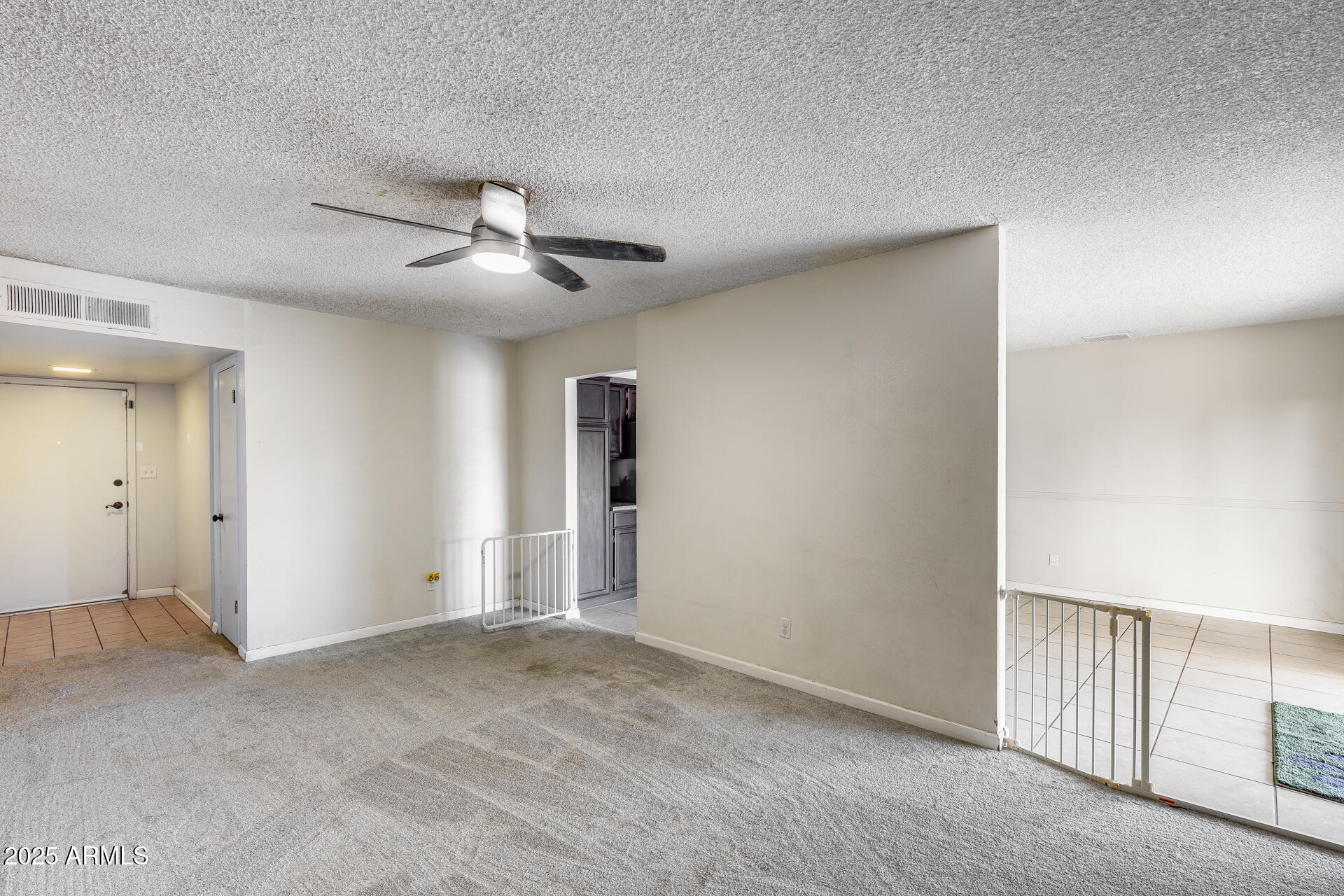 3844 West Calavar Road Phoenix, AZ 85053 - Photo 9 of 37