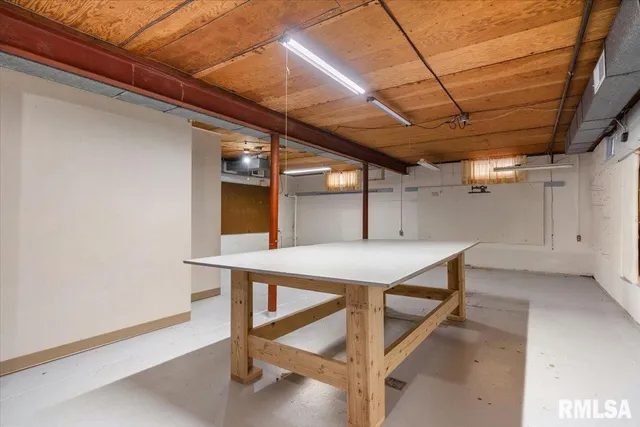 $125,000 | 2336 South State Street, Springfield, IL 62704