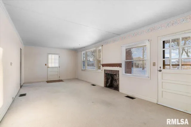 $125,000 | 2336 South State Street, Springfield, IL 62704