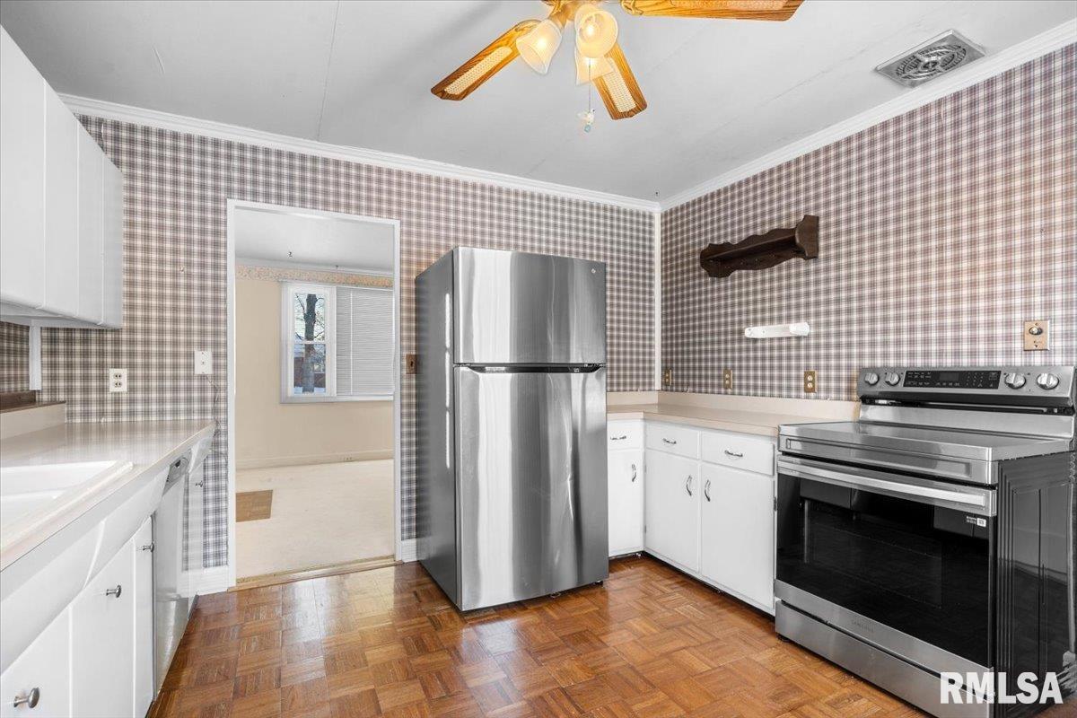 2336 South State Street Springfield, IL 62704 - Photo 8 of 32 Gallery Image 8