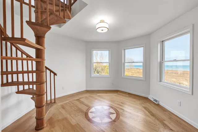 $1,289,900 | 17707 Lakeshore Road, Two Rivers, WI 54241