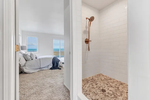 $1,289,900 | 17707 Lakeshore Road, Two Rivers, WI 54241