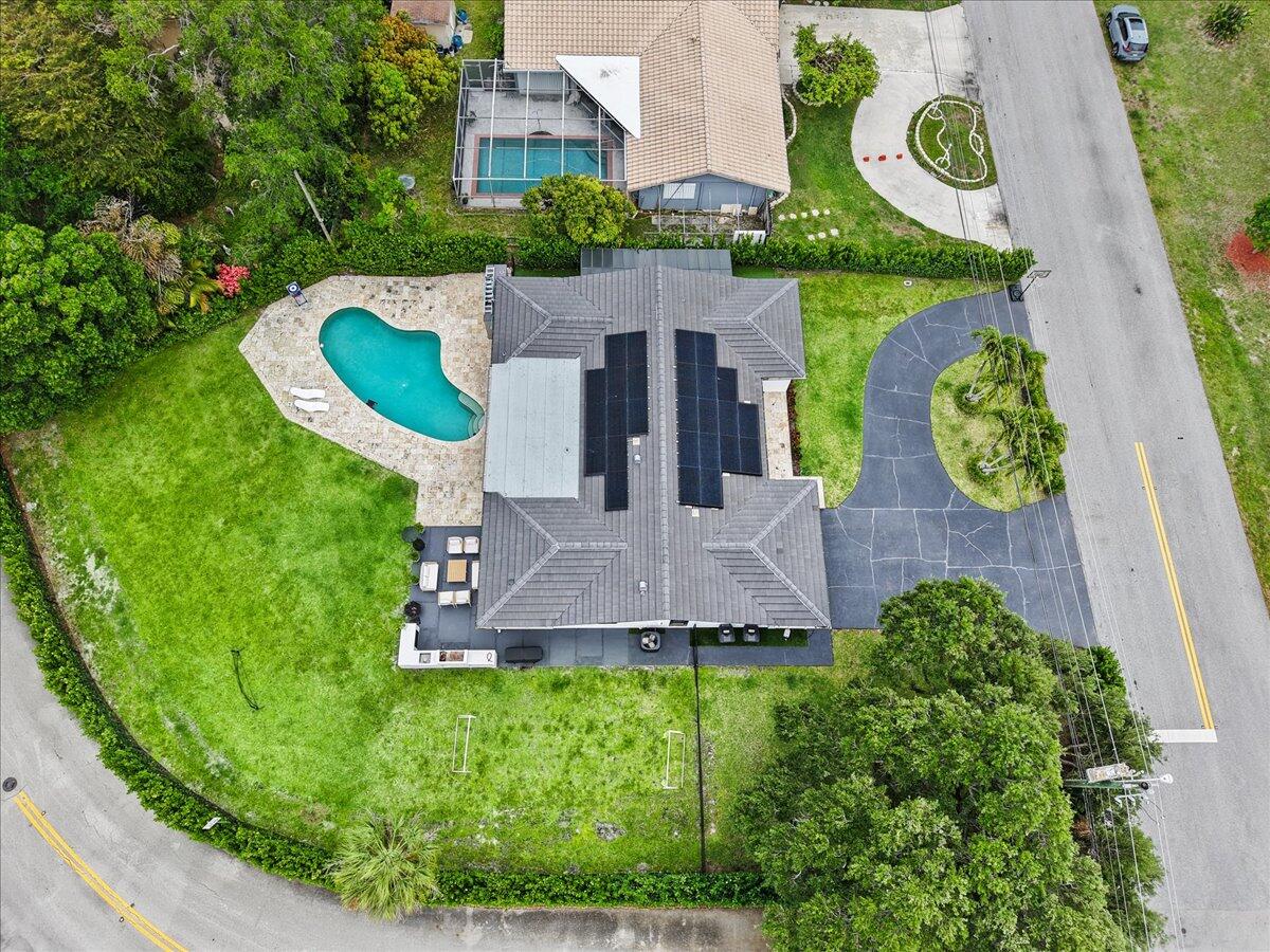 1049 West Palmetto Park Road Boca Raton, FL 33486 - Photo 38 of 40 an aerial view of a house