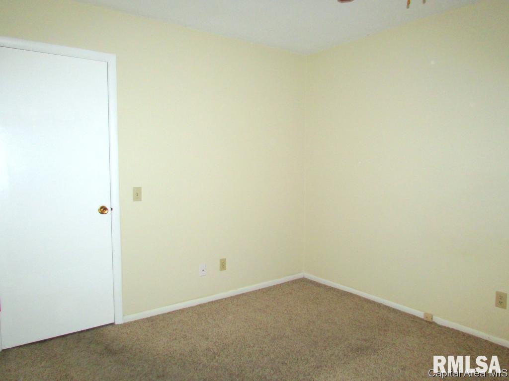 75 Villanova Drive Springfield, IL 62703 - Photo 11 of 16