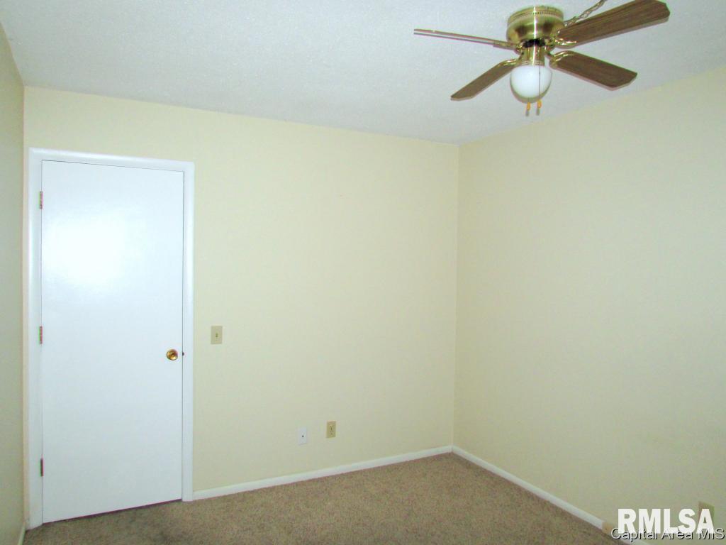 75 Villanova Drive Springfield, IL 62703 - Photo 13 of 16