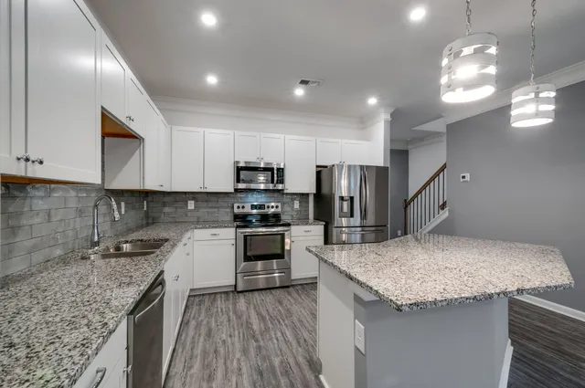 $274,900 | 2817 Dixie Road, Columbia, TN 38401