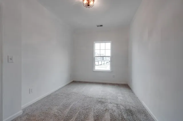 $274,900 | 2817 Dixie Road, Columbia, TN 38401