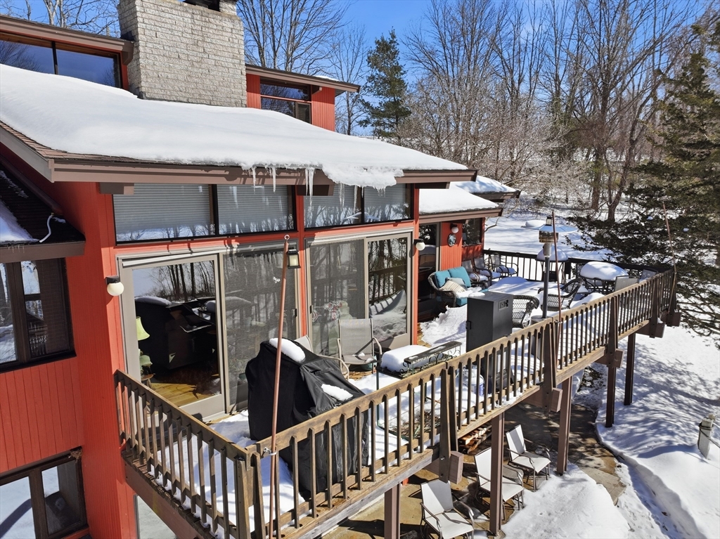 1023 North Woodstock Road Southbridge, MA 01550 - Photo 6 of 41