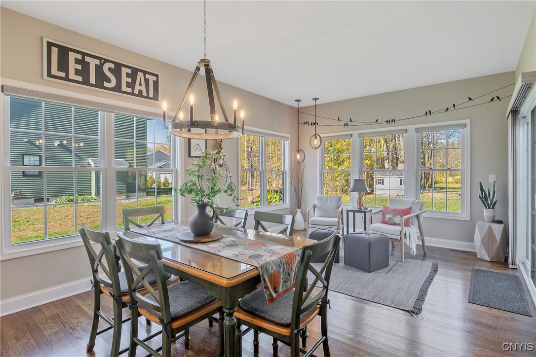 4304 Tiger Lily Path Clay, NY 13090 - Photo 12 of 50 Dinning area