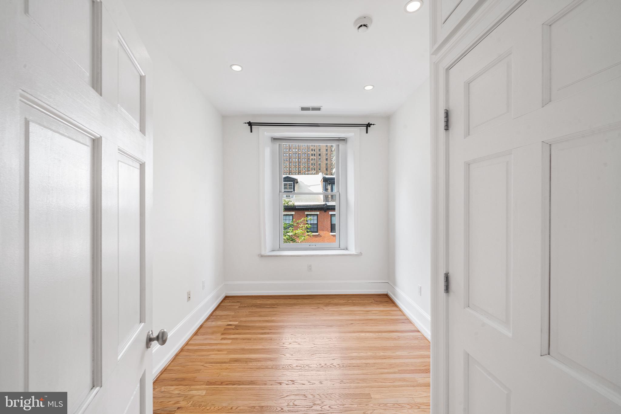 1714 Spruce Street, Unit 5 Philadelphia, PA 19103 - Photo 22 of 28