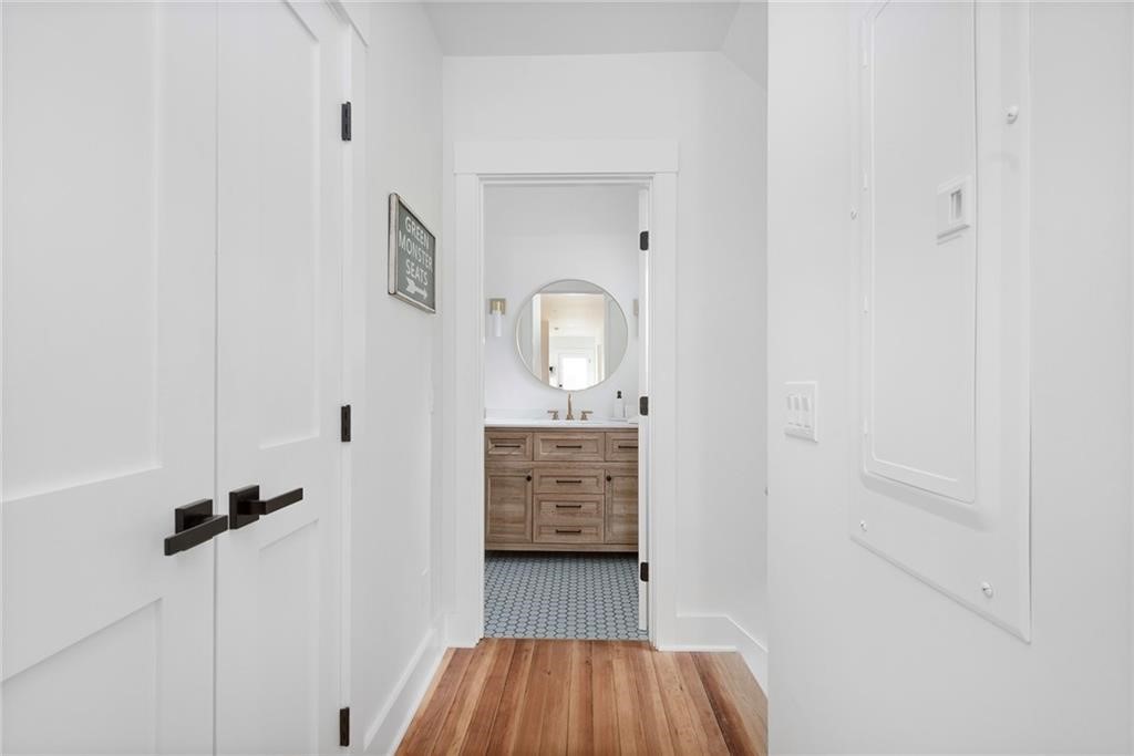 69 Connection Street Newport, RI 02840 - Photo 20 of 43