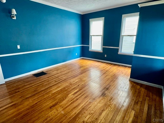 316 Washington Avenue Oneida, NY 13421 - Photo 13 of 34 Gleaming HWF's