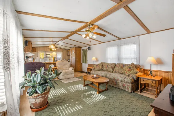 $66,000 | 6 Pine Street, Colebrook, NH 03576